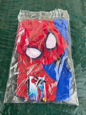 Rubie's Adult Medium Spider-Man Mask & Shirt Costume